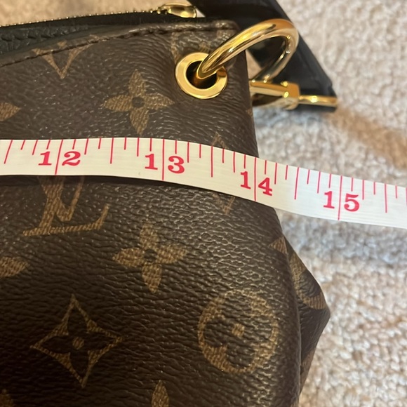 Louis Vuitton Pallas Monogram Noir Handbag - Picture 10 of 11